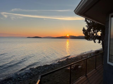 Hot Tub / Spa Photo of 4857 Sunshine Coast Highway, Sechelt, BC