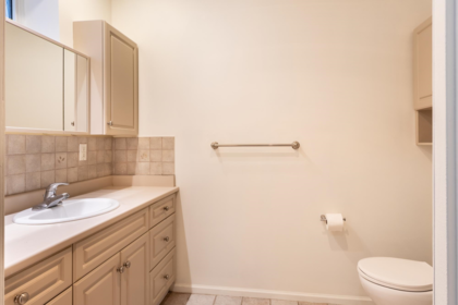 Laundry Room Photo of 4857 Sunshine Coast Highway, Sechelt, BC