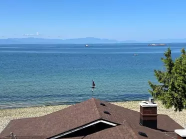 Outdoor Deck Photo of 4857 Sunshine Coast Highway, Sechelt, BC