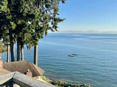 Outdoor Patio Photo of 4857 Sunshine Coast Highway, Sechelt, BC