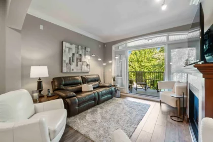 318 990 Adair Avenue, Coquitlam, BC, Coquitlam — Apartment/Condo for sale