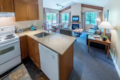 319 1490 Portage Road, Pemberton, BC, Pemberton — Apartment/Condo for sale