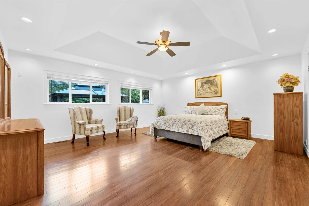 Entry Foyer Photo of 3072 Lazy A Avenue, Coquitlam, BC