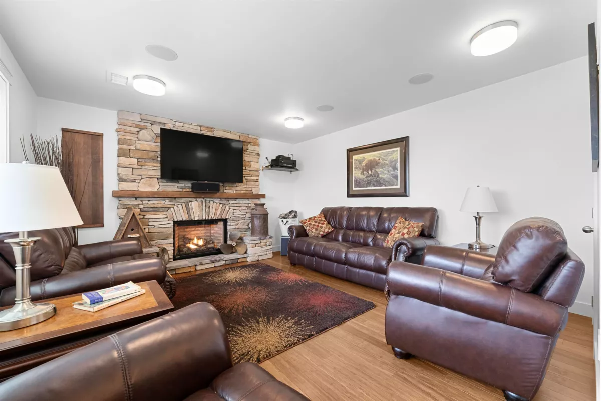 Primary Bedroom Photo of 3072 Lazy A Avenue, Coquitlam, BC