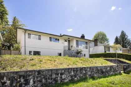 Swimming Pool Photo of 4378 Briarwood Crescent, Burnaby, BC