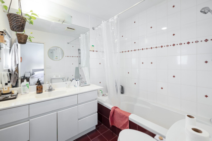 Walk-In Closet Photo of 4378 Briarwood Crescent, Burnaby, BC