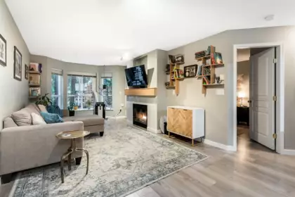 120 9979 140 Street, Surrey, BC, Surrey — Apartment/Condo for sale