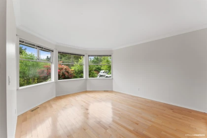 9393 160a Street, Surrey, BC, Surrey — Single Family Residence for sale