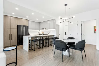 201 2408 Grant Street, Vancouver, BC, Vancouver — Apartment/Condo for sale