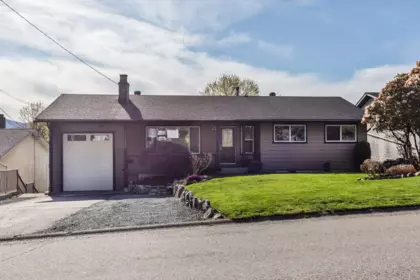 34288 Jasper Avenue, Mission, BC, Mission — Single Family Residence for sale