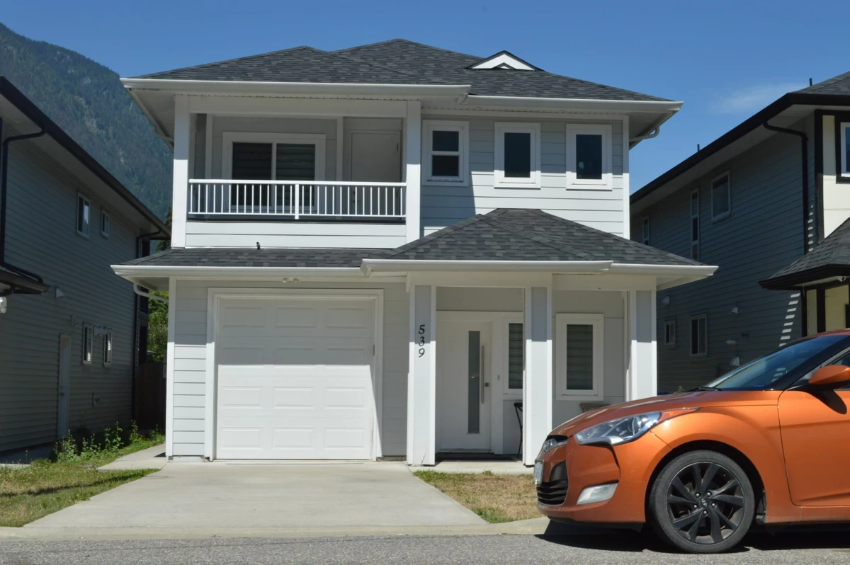 Family Room Photo of 539 Douglas Street, Hope, BC