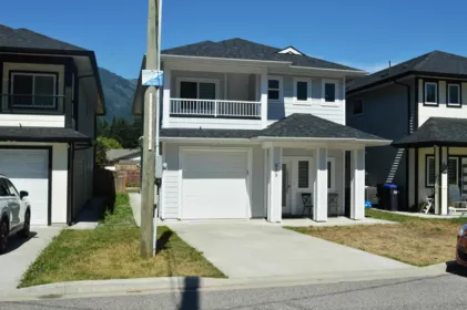 Laundry Room Photo of 539 Douglas Street, Hope, BC