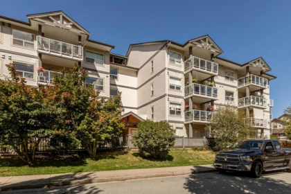 308 1203 Pemberton Avenue, Squamish, BC, Squamish — Apartment/Condo for sale