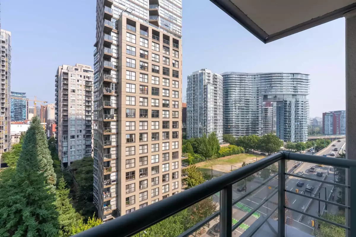 Basement Recreation Room Photo of 1203 1008 Cambie Street, Vancouver, BC