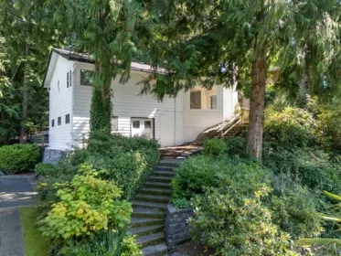 5733 Bluebell Drive, West Vancouver, BC, West Vancouver — Single Family Residence for sale