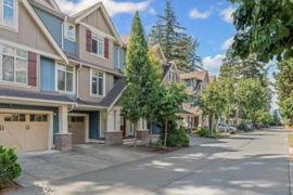 8 5837 Sappers Way, Chilliwack, BC