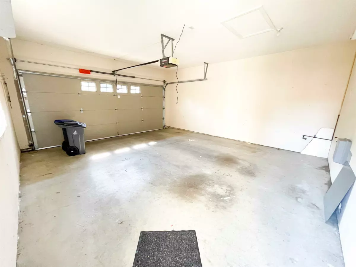 Backyard Photo of 43 2533 152 Street, Surrey, BC