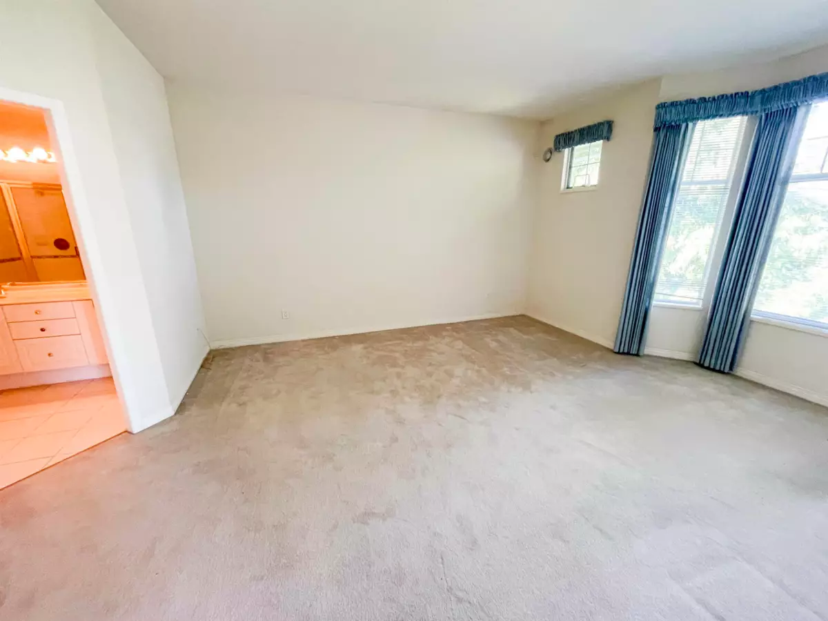 Bedroom 4 Photo of 43 2533 152 Street, Surrey, BC