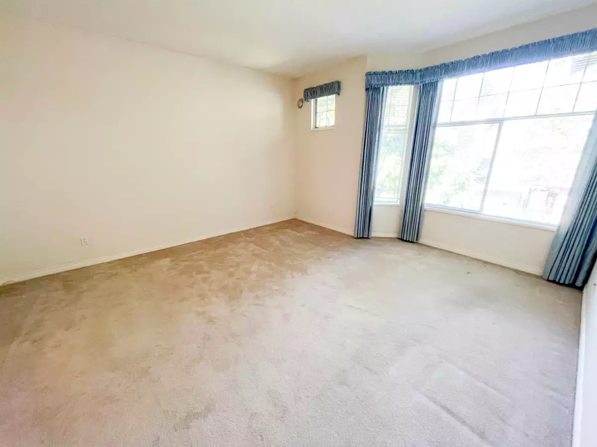 Guest Bathroom Photo of 43 2533 152 Street, Surrey, BC