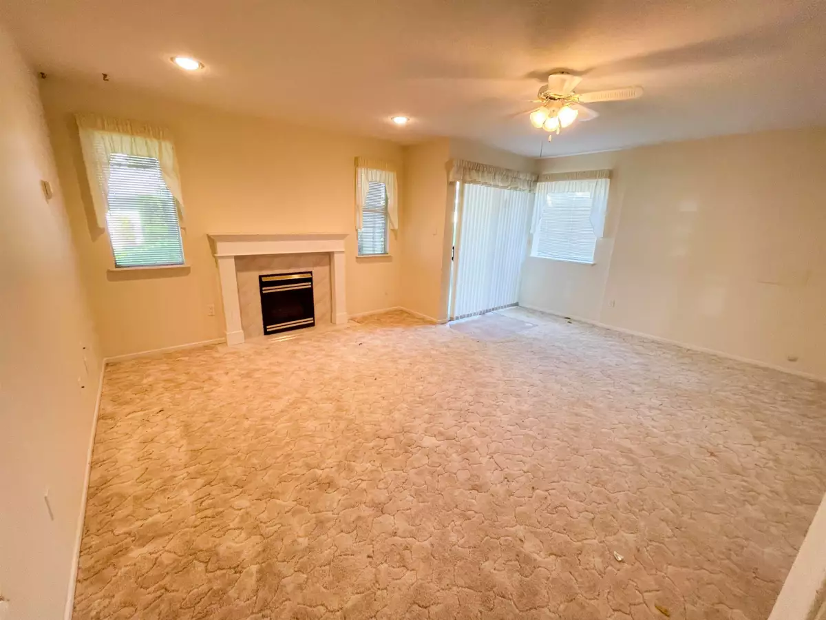 Mudroom Photo of 43 2533 152 Street, Surrey, BC