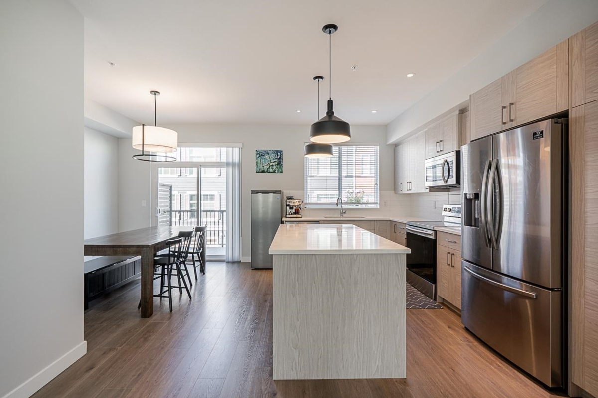 Breakfast Nook Photo of 2 8371 202b Street, Langley, BC