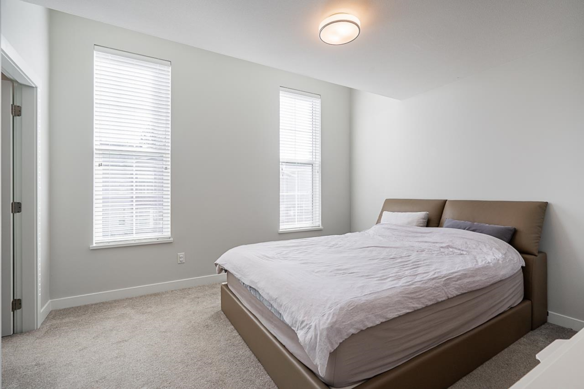 Office / Den Photo of 2 8371 202b Street, Langley, BC