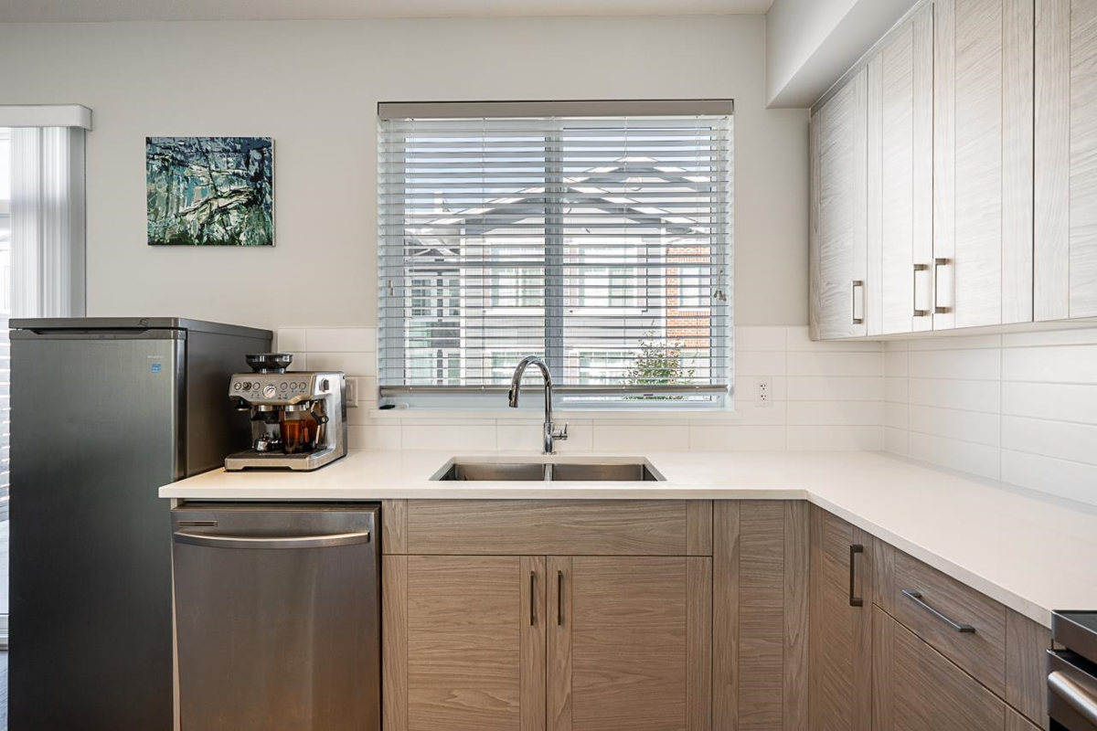 Walk-In Closet Photo of 2 8371 202b Street, Langley, BC