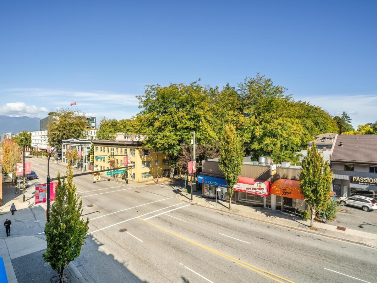 Basement Recreation Room Photo of 412 518 W 14th Avenue, Vancouver, BC