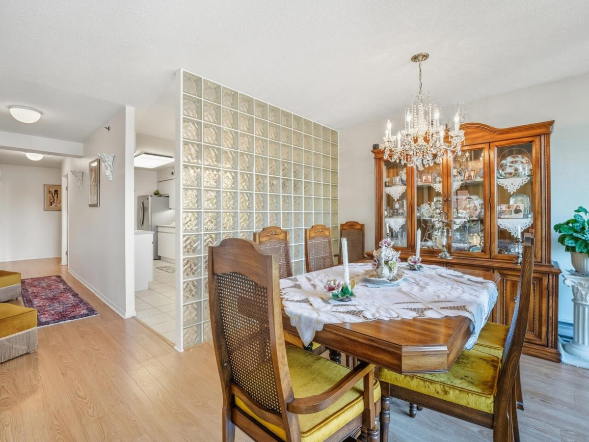 Breakfast Nook Photo of 412 518 W 14th Avenue, Vancouver, BC