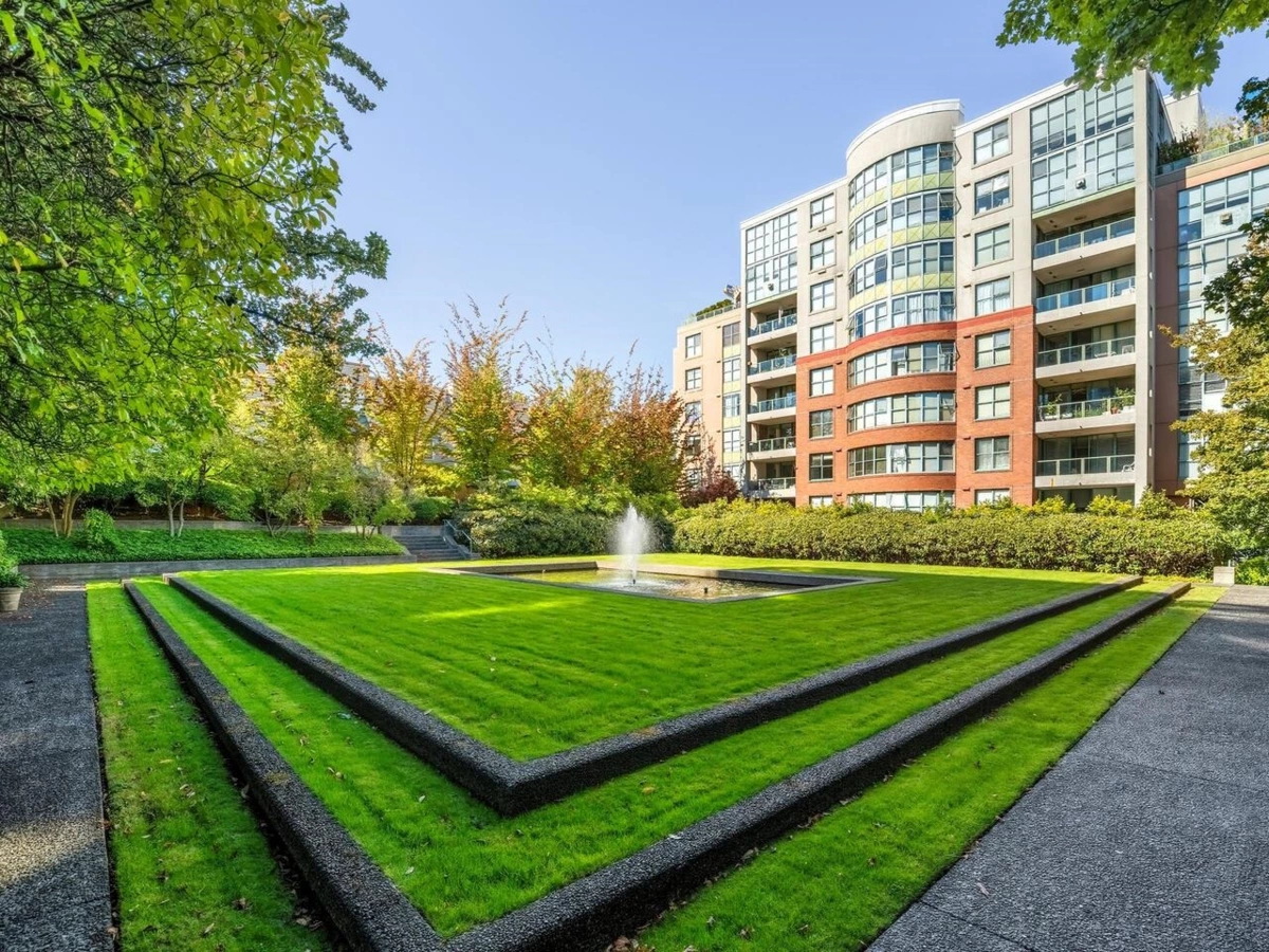 Staircase Photo of 412 518 W 14th Avenue, Vancouver, BC