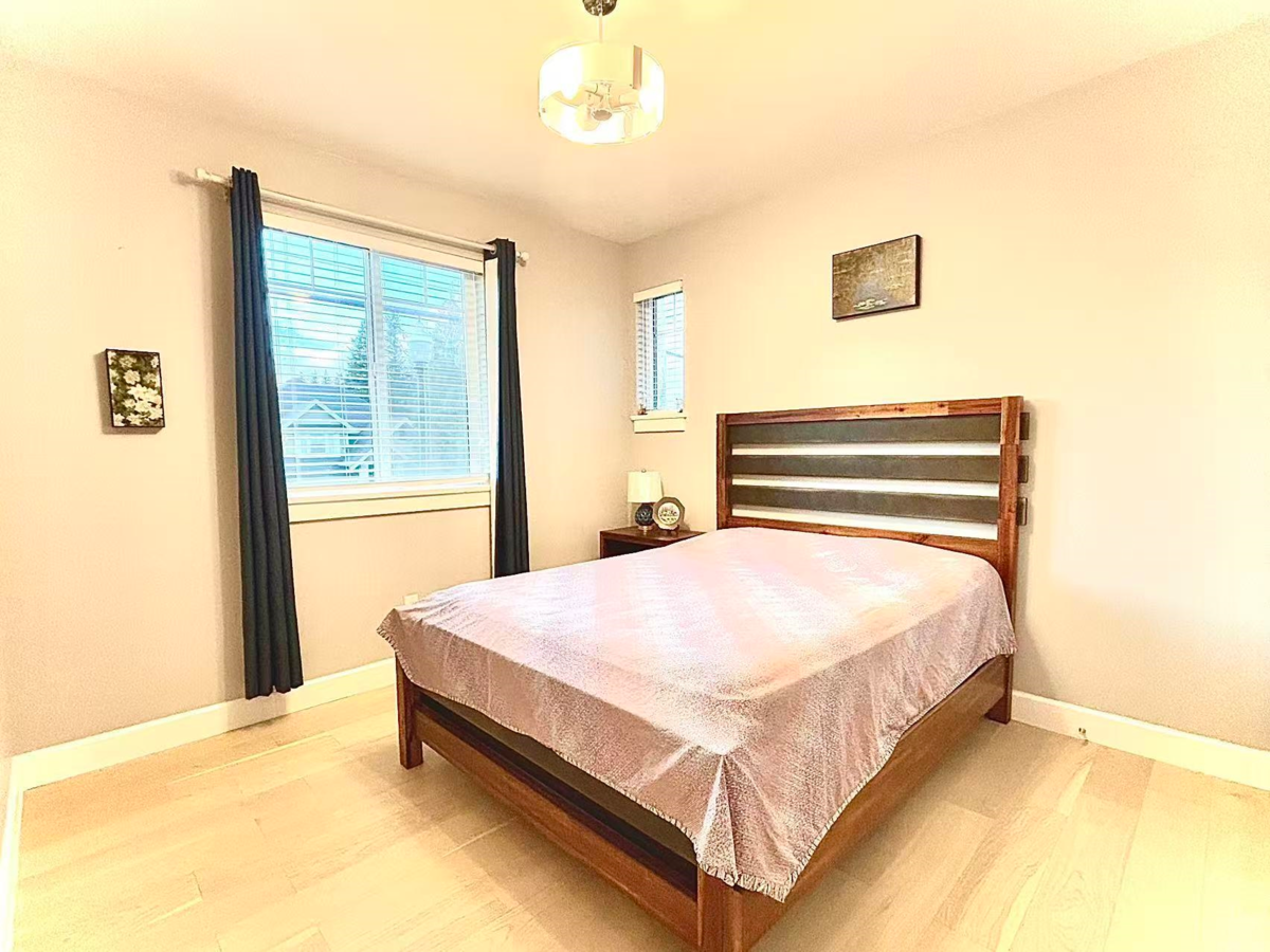 Bedroom 4 Photo of 16412 26b Avenue, Surrey, BC