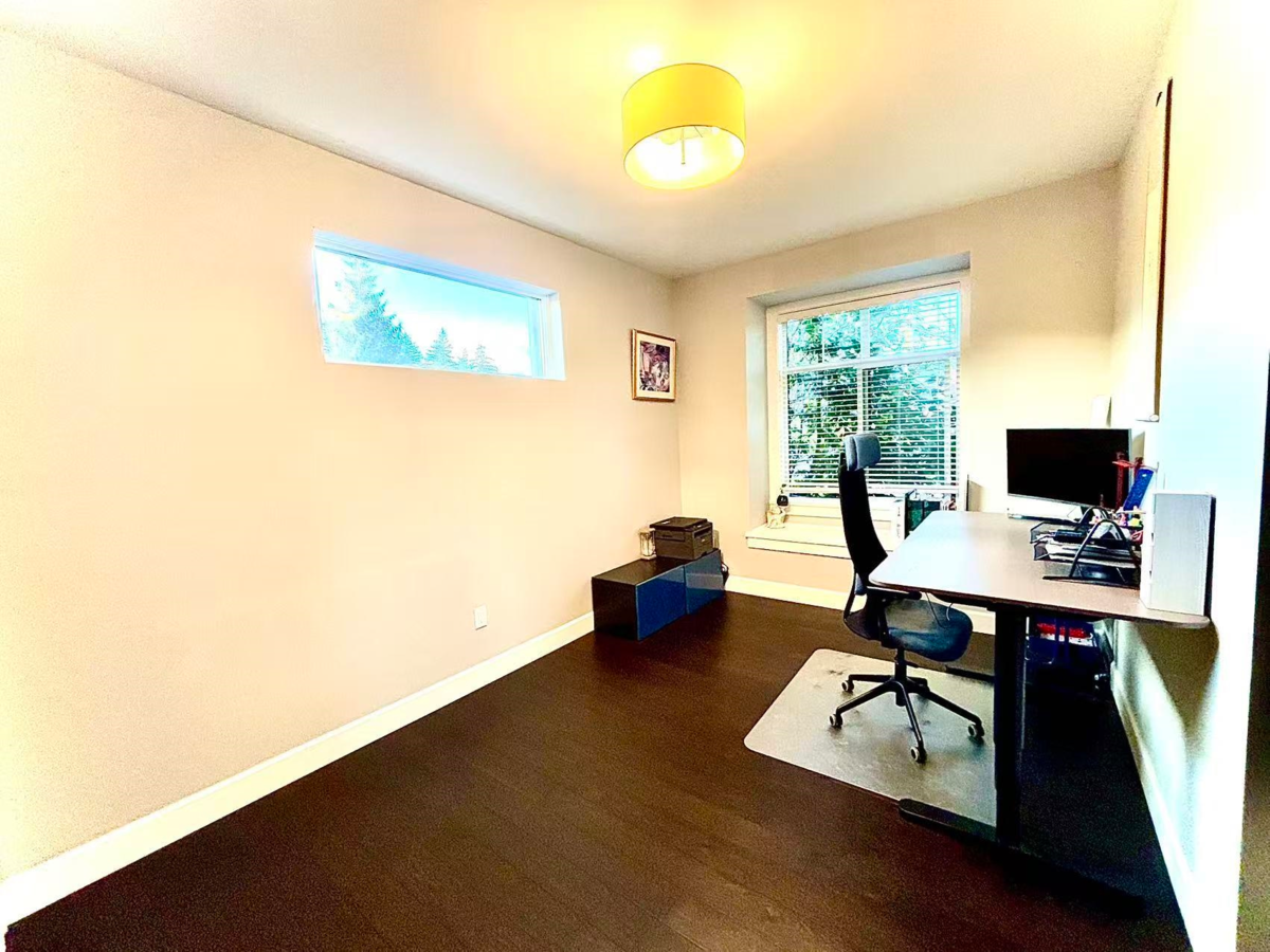 Loft / Bonus Room Photo of 16412 26b Avenue, Surrey, BC