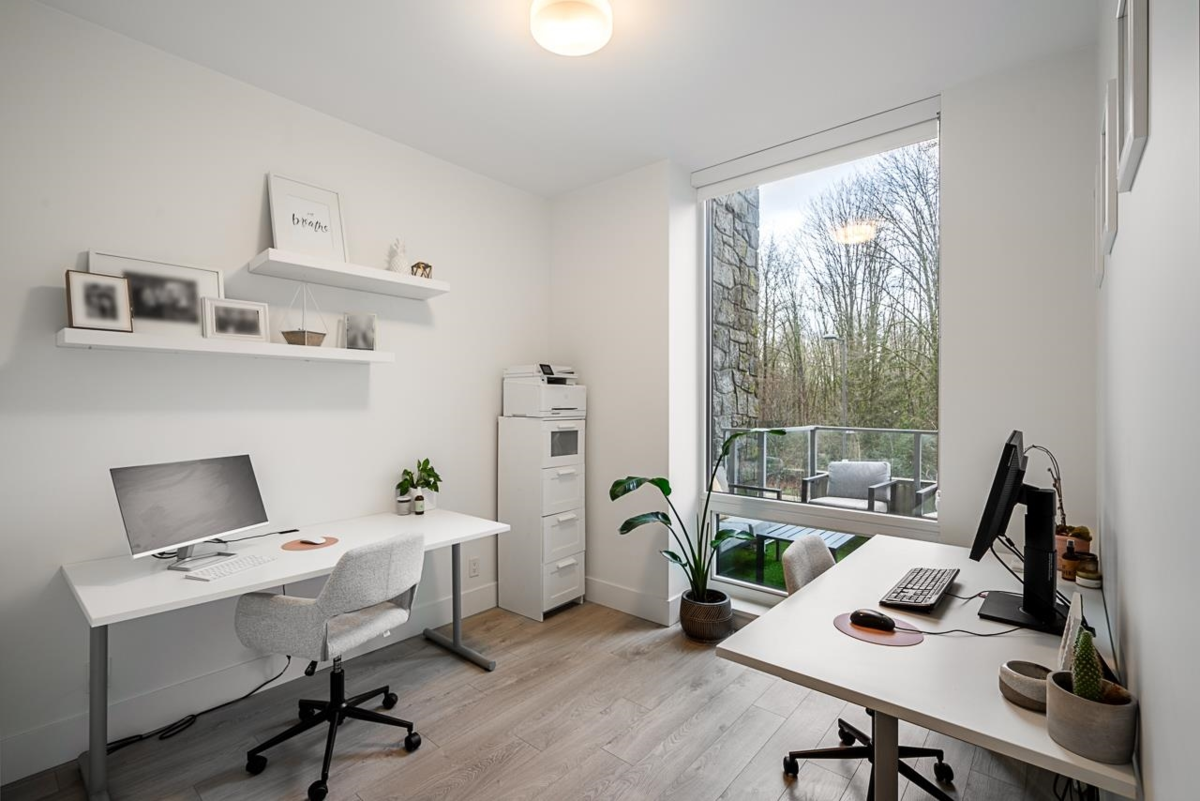 Mudroom Photo of 103 680 Seylynn Crescent, North Vancouver, BC