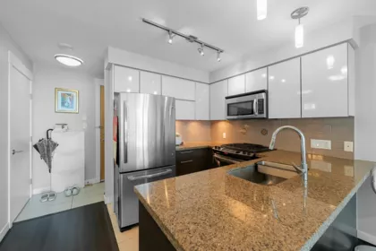 1109 6733 Buswell Street, Richmond, BC, Richmond — Apartment/Condo for sale