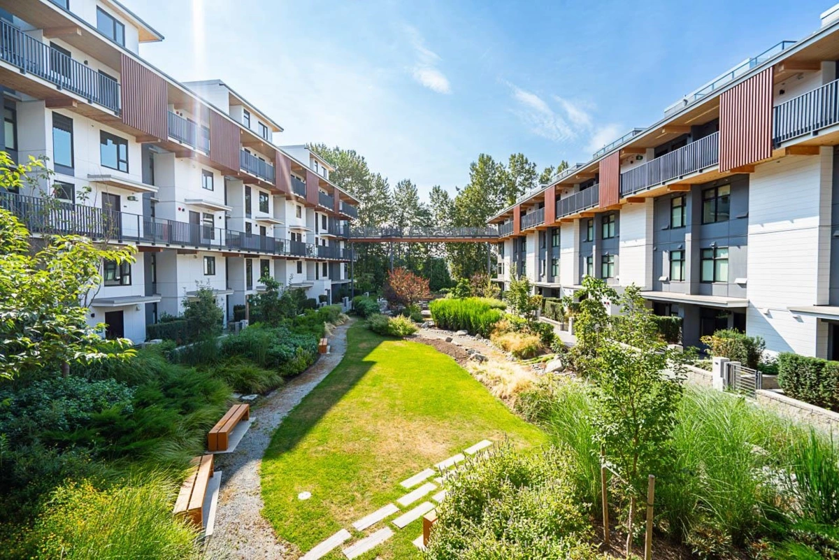 Hallway Photo of 202 310 Salter Street, New Westminster, BC