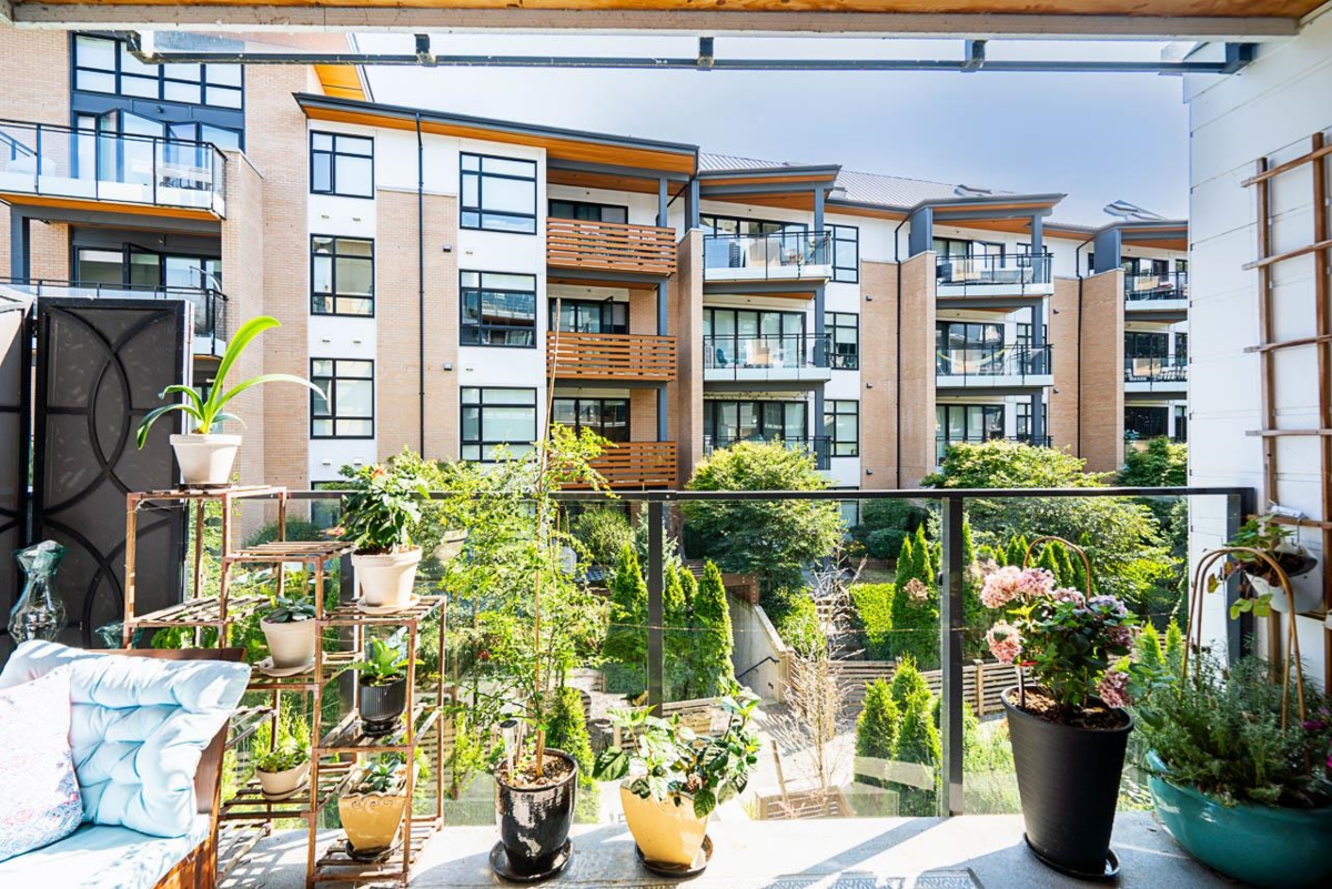 Mudroom Photo of 202 310 Salter Street, New Westminster, BC
