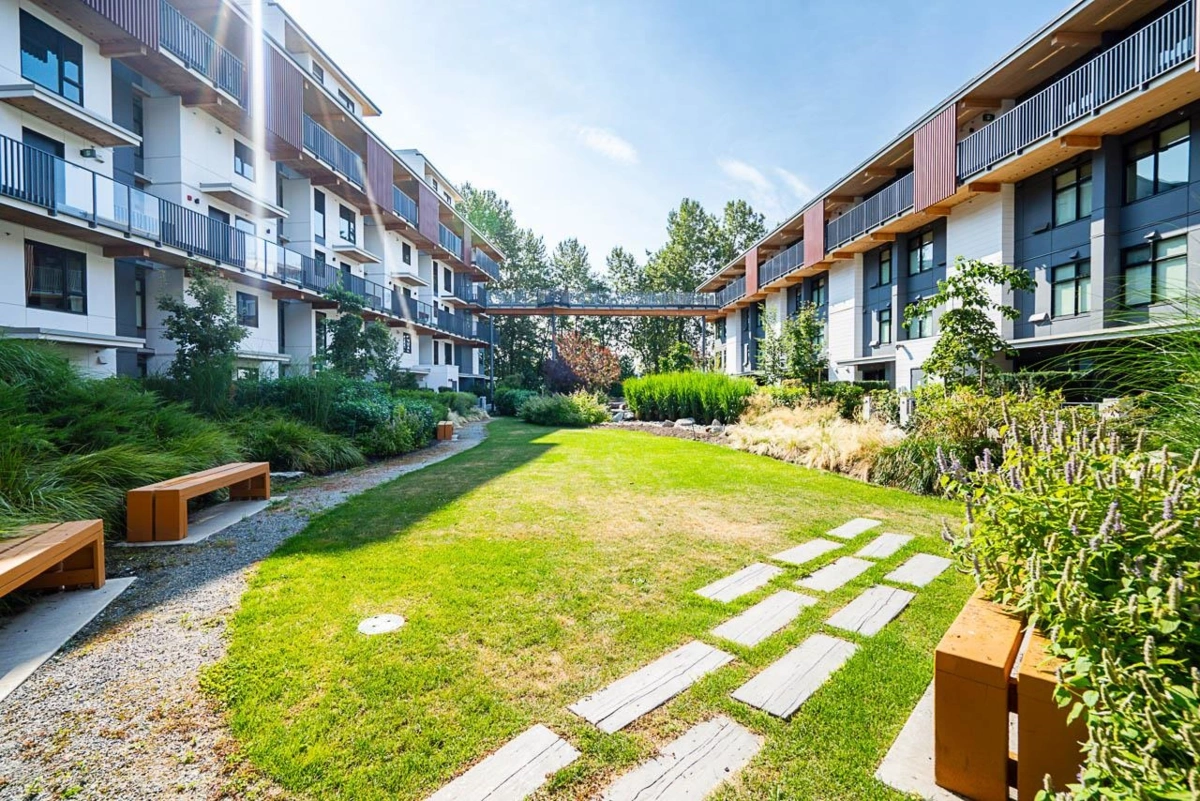 Staircase Photo of 202 310 Salter Street, New Westminster, BC