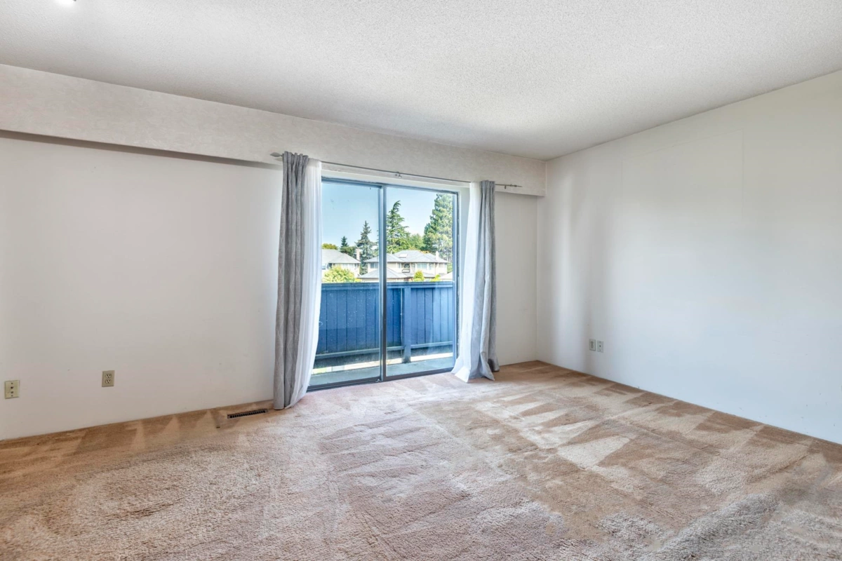 Garage Interior Photo of 5202 Hollywood Drive, Richmond, BC