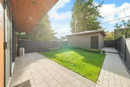 Garden / Landscaping Photo of 2 3466 W 22nd Avenue, Vancouver, BC