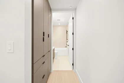 Guest Bathroom Photo of 2 3466 W 22nd Avenue, Vancouver, BC
