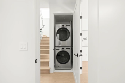 Laundry Room Photo of 2 3466 W 22nd Avenue, Vancouver, BC