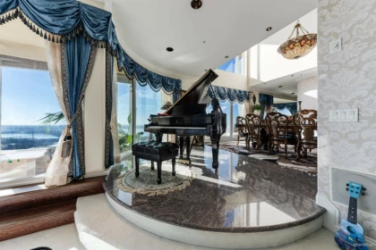 1419 Chippendale Road, West Vancouver, BC