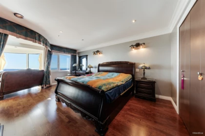 Office / Den Photo of 1419 Chippendale Road, West Vancouver, BC