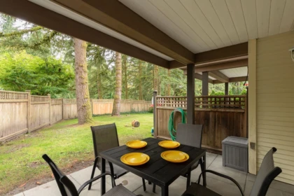 63 3939 Indian River Drive, North Vancouver, BC, North Vancouver — Townhouse for sale