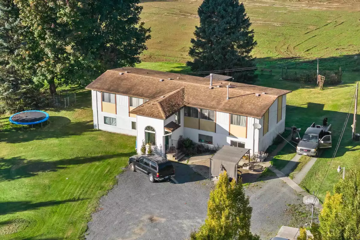 Breakfast Nook Photo of 28991 Townshipline Road, Abbotsford, BC