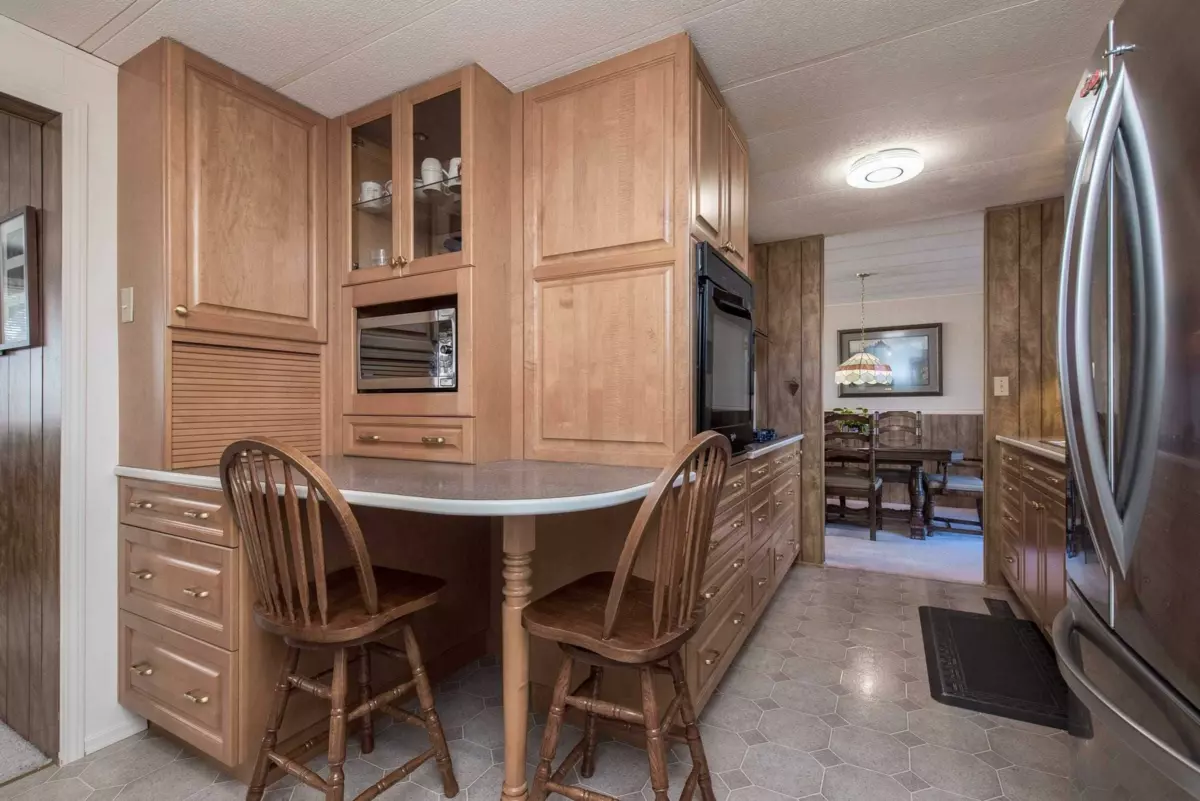 Garage Interior Photo of 28991 Townshipline Road, Abbotsford, BC