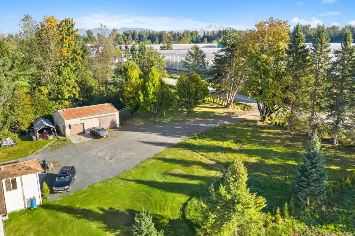 Powder Room Photo of 28991 Townshipline Road, Abbotsford, BC