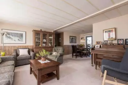 Entry Foyer Photo of 28991 Townshipline Road, Abbotsford, BC