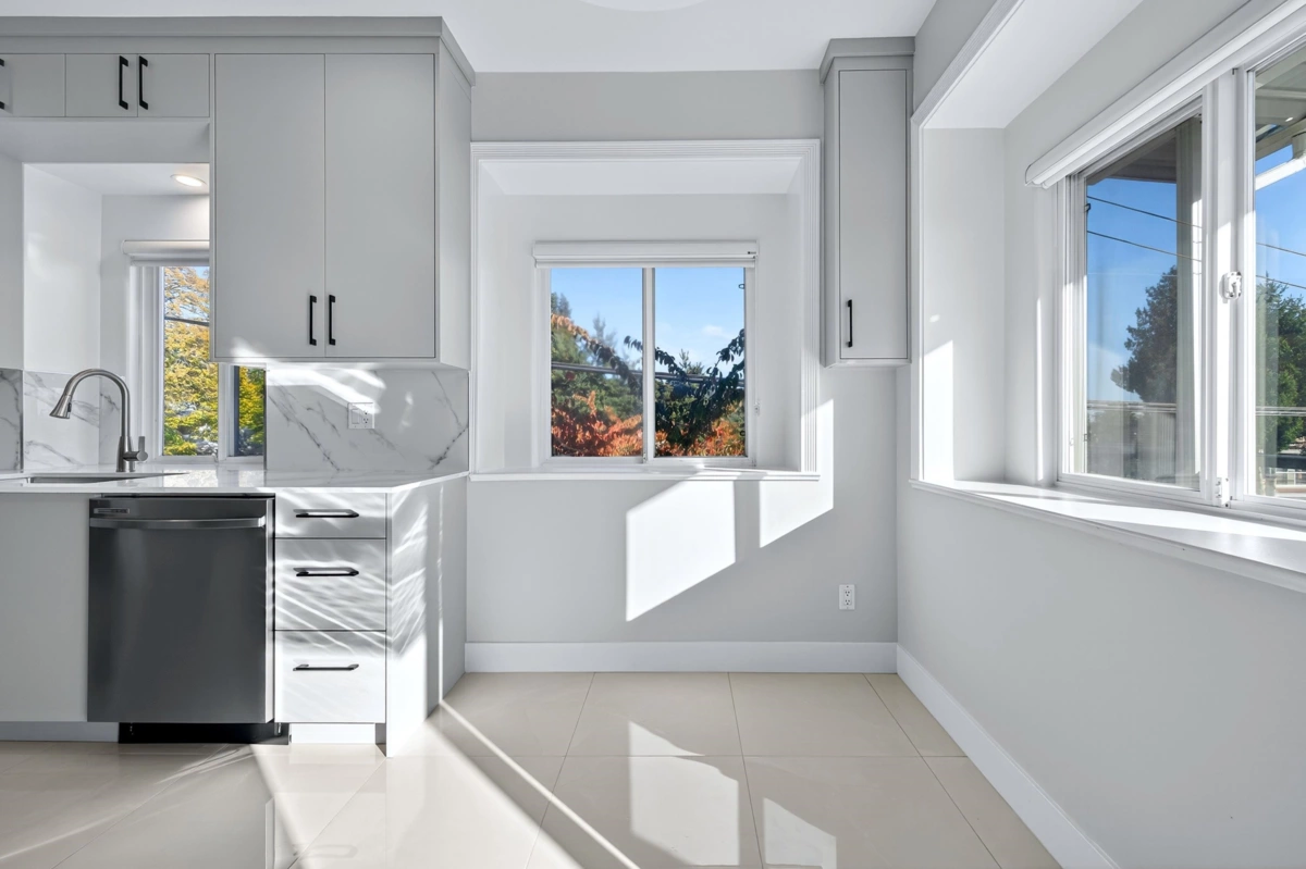 Guest Bathroom Photo of 392 E 63rd Avenue, Vancouver, BC