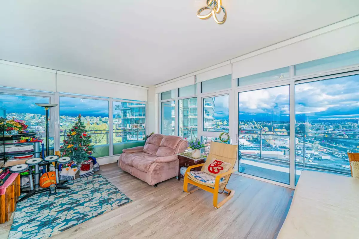 Dining Area Photo of 1305 5311 Goring Street, Burnaby, BC